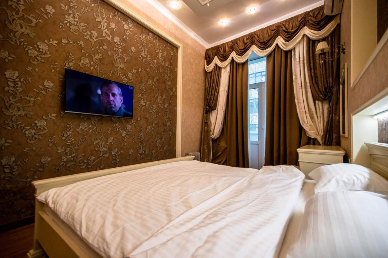 Kyiv Classic Apartment ภายนอก รูปภาพ